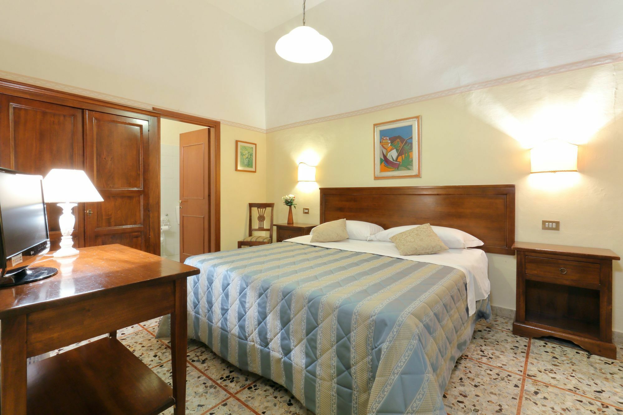 Hotel Tourist House Duomo Florenz Exterior foto